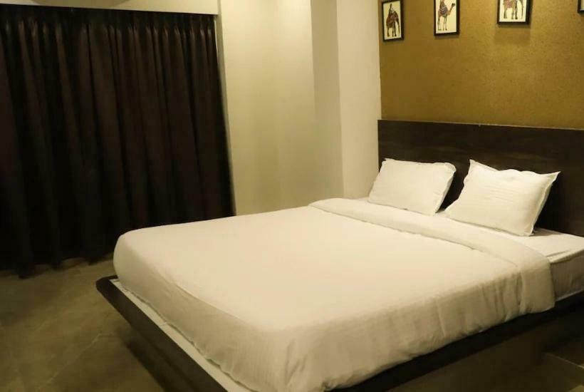 Hotel The Grand Unity