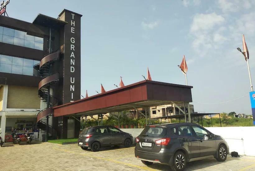 Hotel The Grand Unity