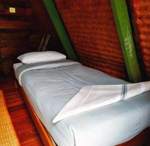 منتجع Turtle Pond Home Stay