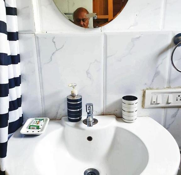 منتجع Turtle Pond Home Stay