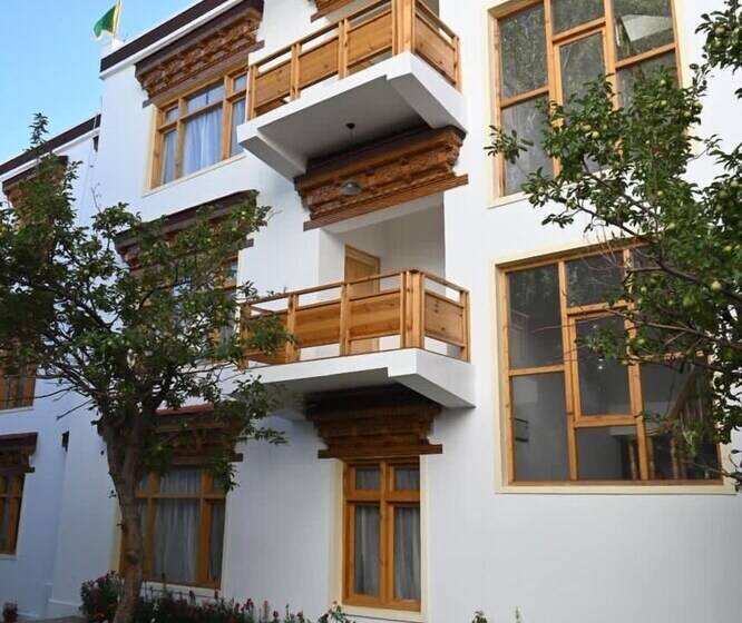 هتل Casa Ladakh