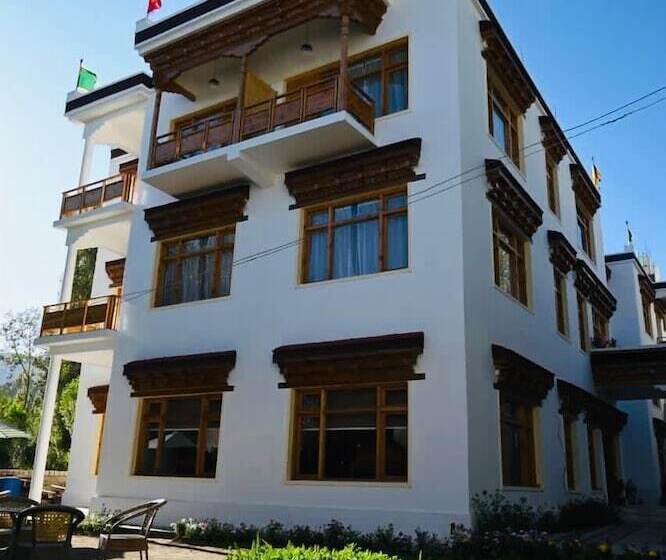 هتل Casa Ladakh