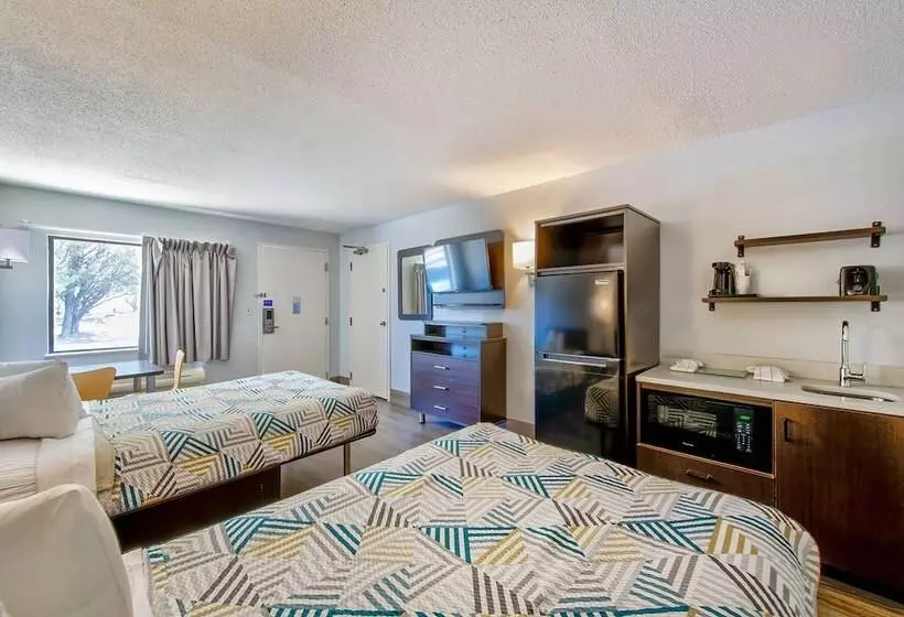 ホテル Studio 6 Birmingham Al Medical Center