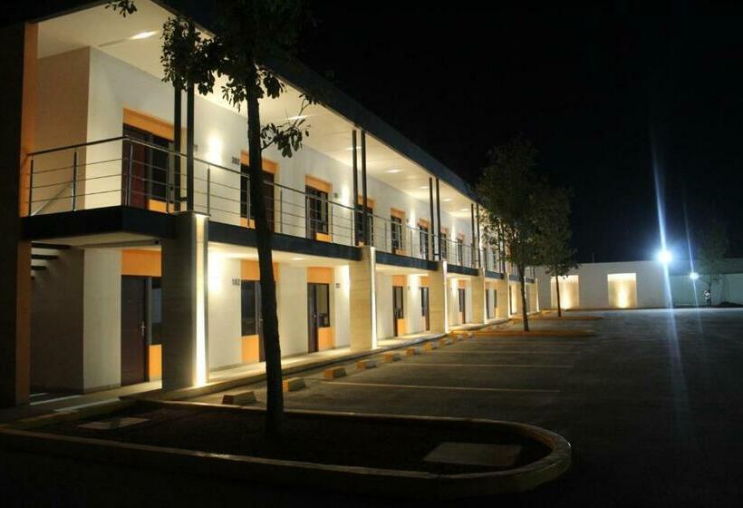 Отель Valle Express