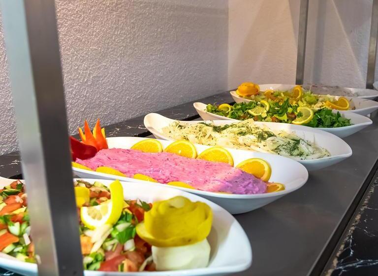 هتل Akalia Resort