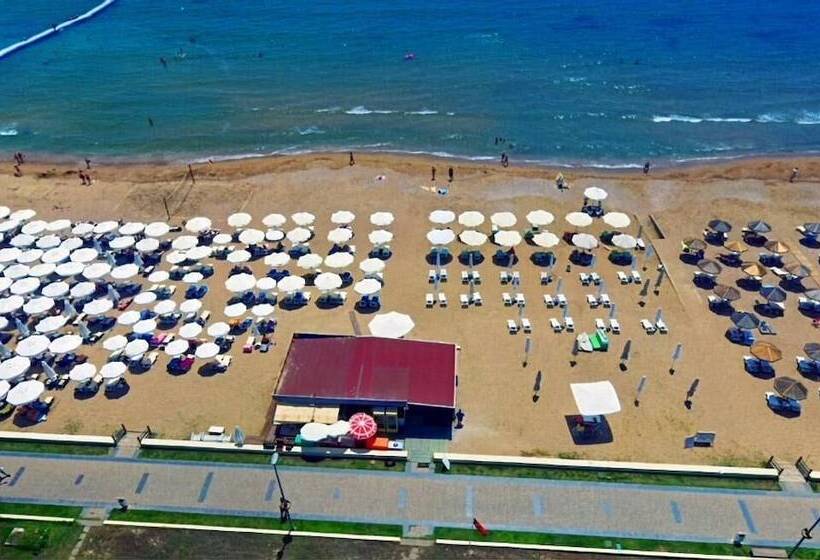 هتل Akalia Resort