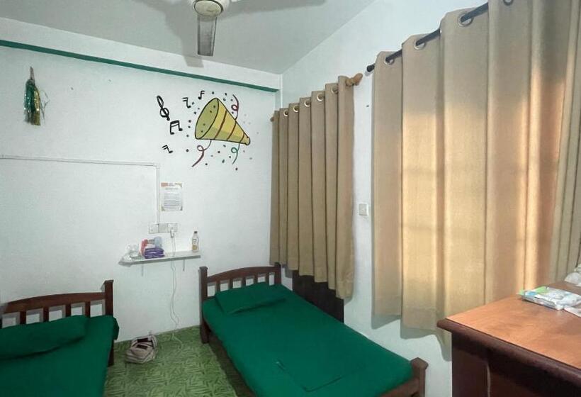 Rockstel Towers Backpacker Hostel