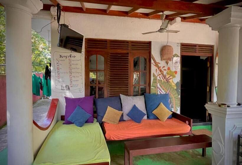 Rockstel Towers Backpacker Hostel