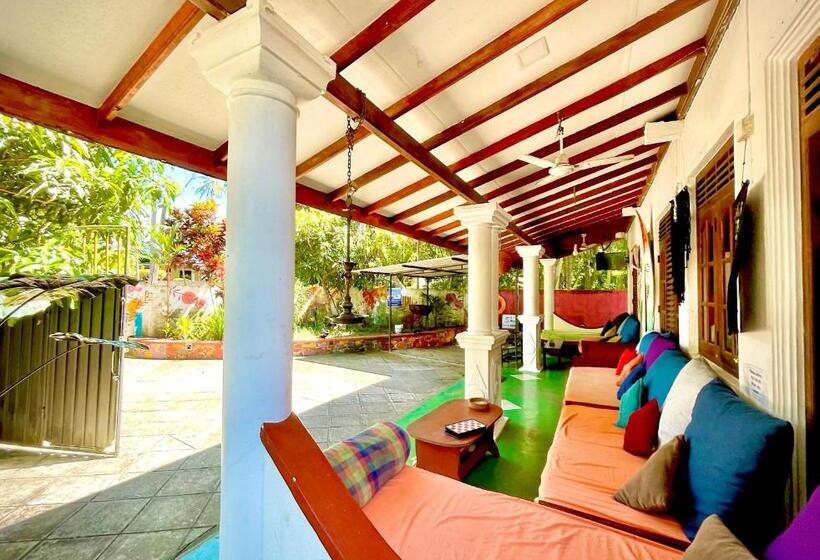 Rockstel Towers Backpacker Hostel