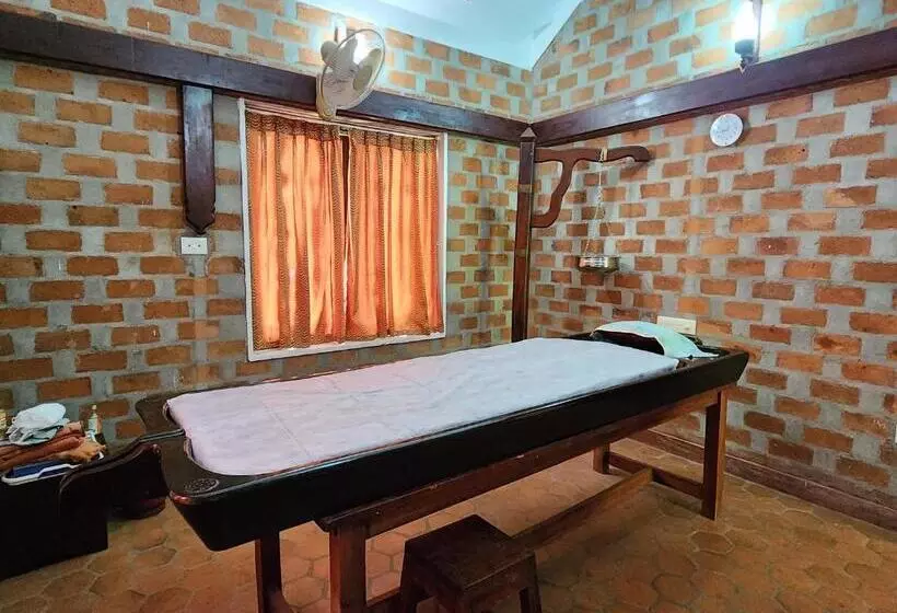 ホテル Treebo Trend God S Own Country Ayurveda Resorts