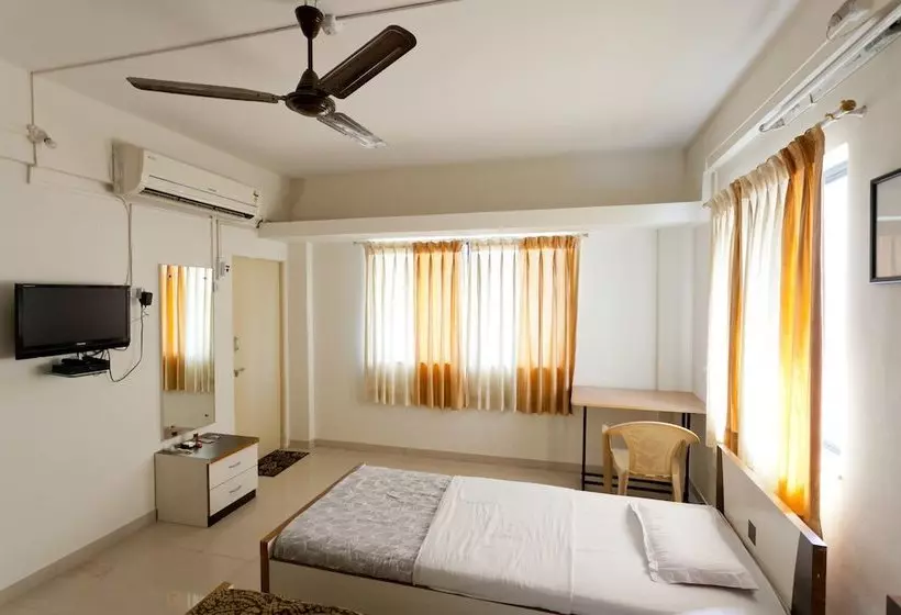 Amigo Serviced Apartments  Chinchwad