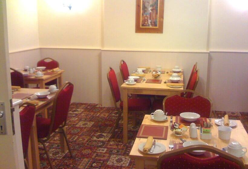 Bed and Breakfast Karden House