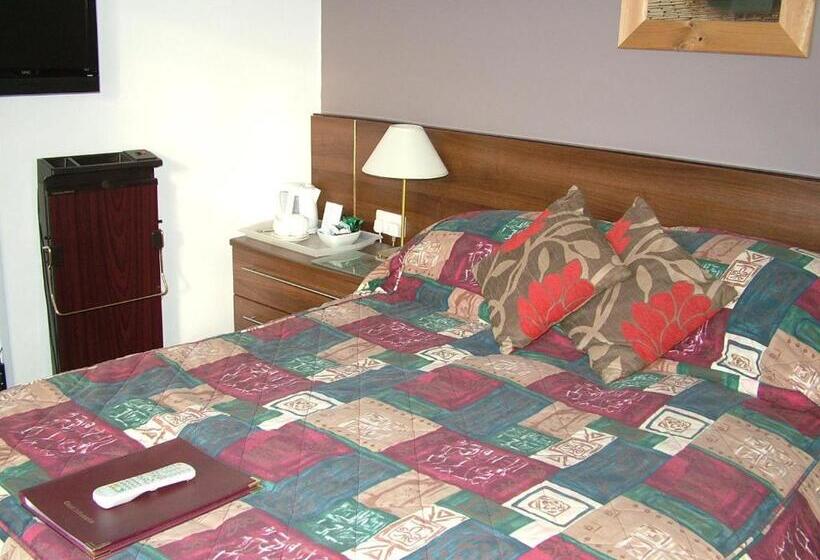 Bed and Breakfast Karden House