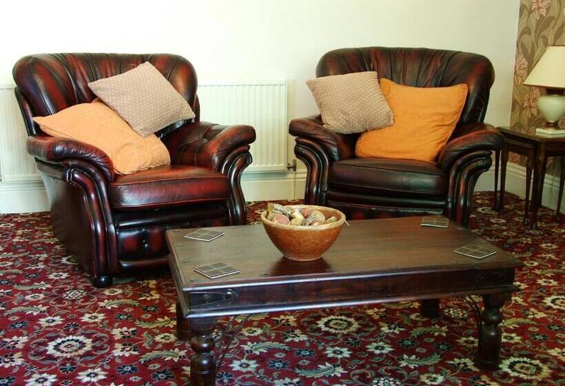 Bed and Breakfast Karden House