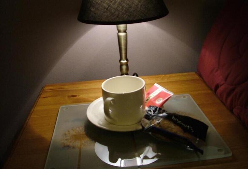 Bed and Breakfast Karden House