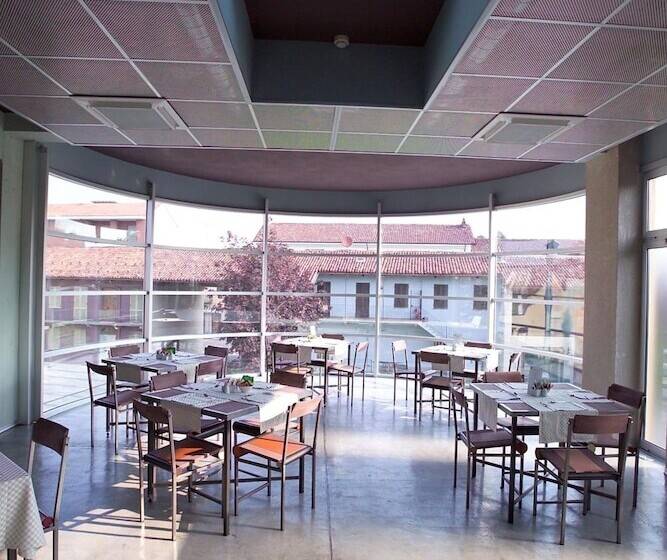 בית מלון כפרי Albergo Cantine Ascheri