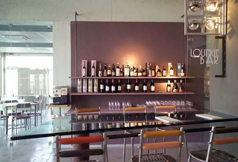 Hotel Albergo Cantine Ascheri