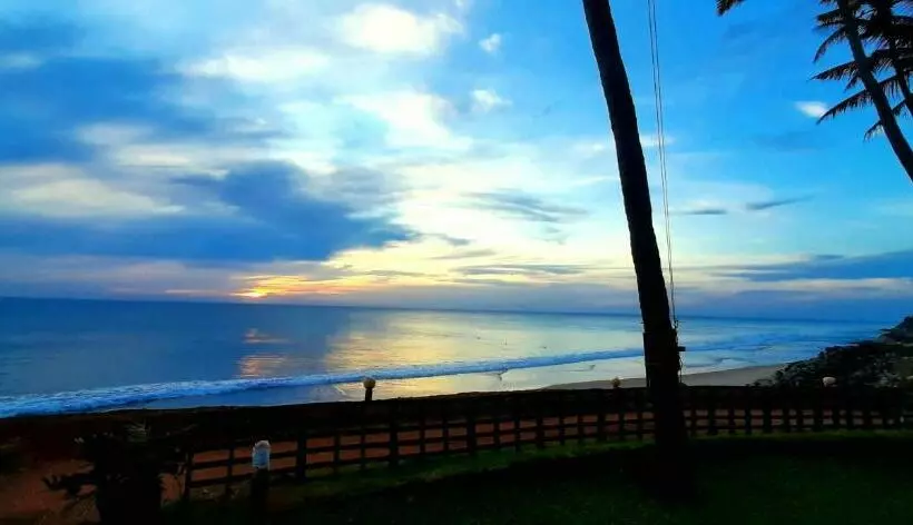 Hotel Bluewater Beach Resort