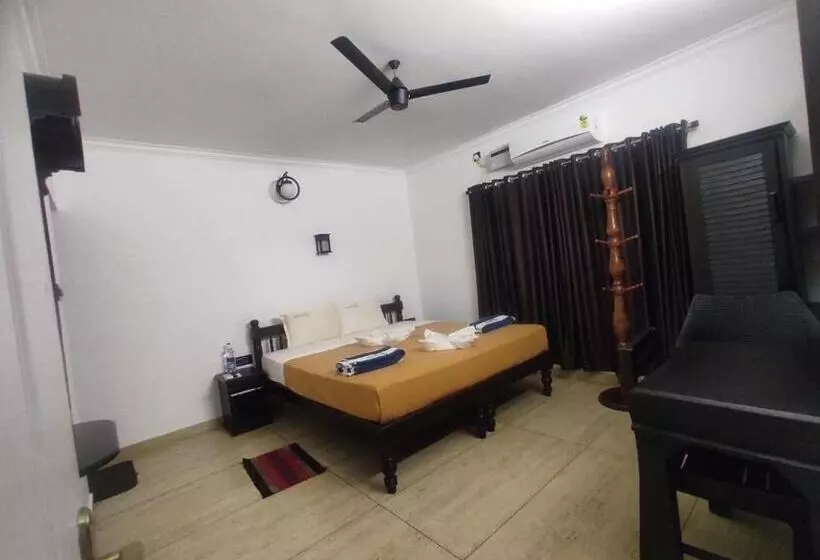 Hotel Bluewater Beach Resort