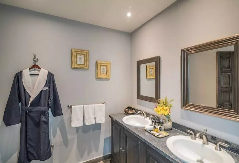 هتل Boutique Casa Del Jardín Aguascalientes