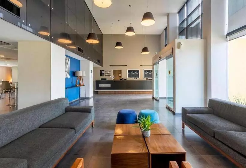 هتل City Express By Marriott Tuxpan