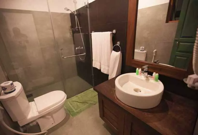 בית מלון כפרי Fresco Water Villa