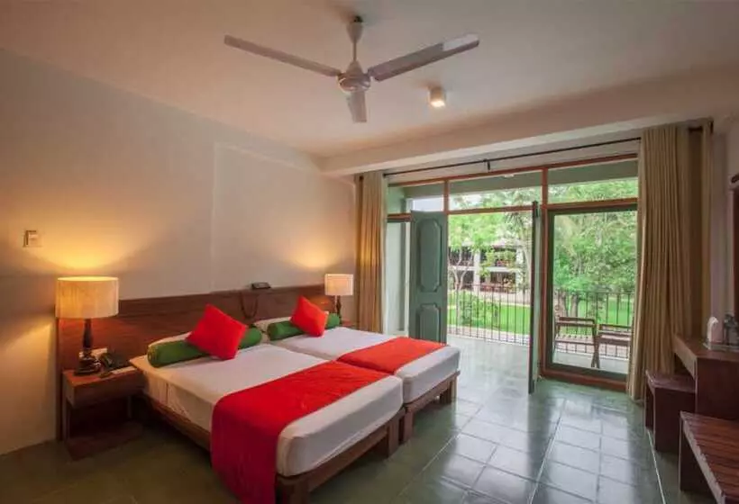 בית מלון כפרי Fresco Water Villa