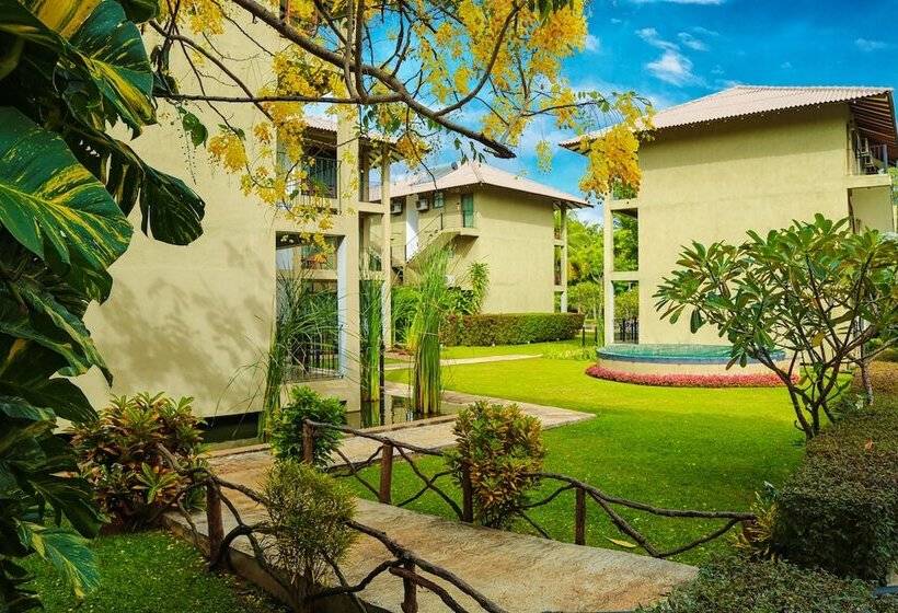 فندق Fresco Water Villa