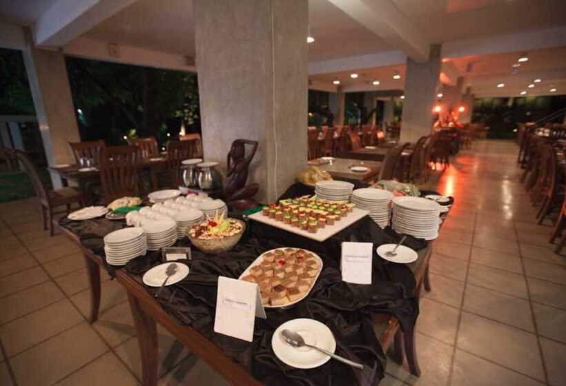 فندق Fresco Water Villa