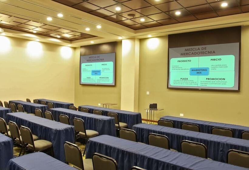 فندق Holiday Inn Express & Suites Mexicali, An Ihg