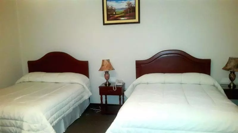 هتل Independencia