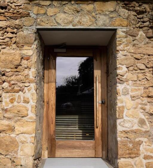 ホテル Kaiser Von österreich, Historik  Und Thermal