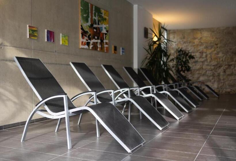 ホテル Kaiser Von österreich, Historik  Und Thermal