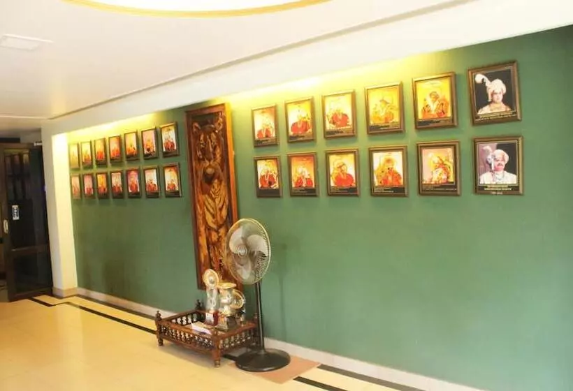 בית מלון כפרי Oyo Premium Mysore Krs Road