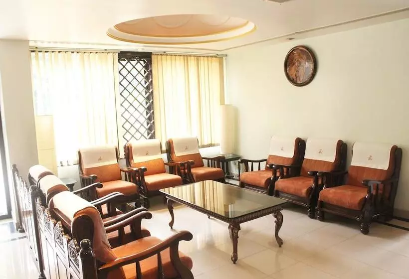 בית מלון כפרי Oyo Premium Mysore Krs Road