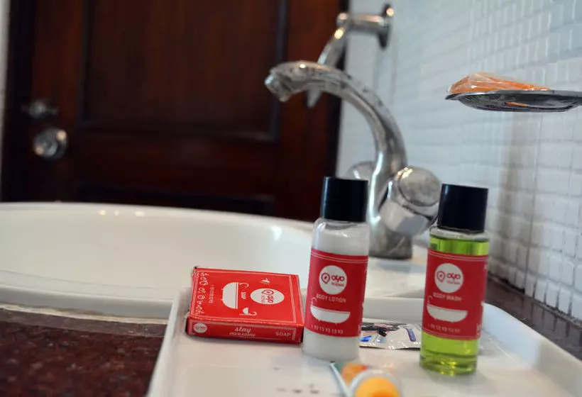 ホテル Oyo Rooms Gangaram Hospital