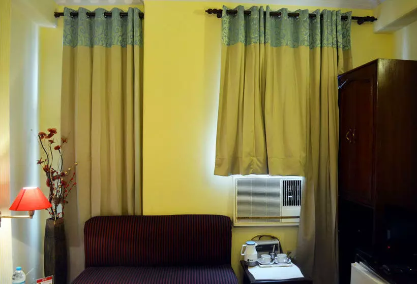 ホテル Oyo Rooms Gangaram Hospital