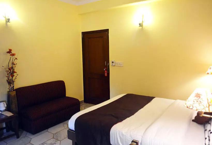 ホテル Oyo Rooms Gangaram Hospital