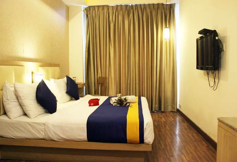 هتل Oyo Rooms Karol Bagh Metro Station 2