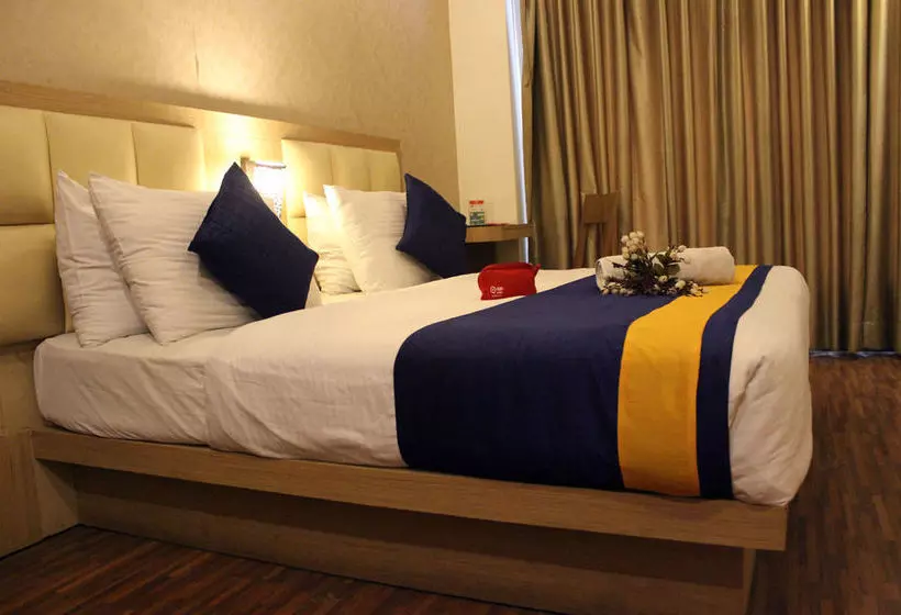 هتل Oyo Rooms Karol Bagh Metro Station 2
