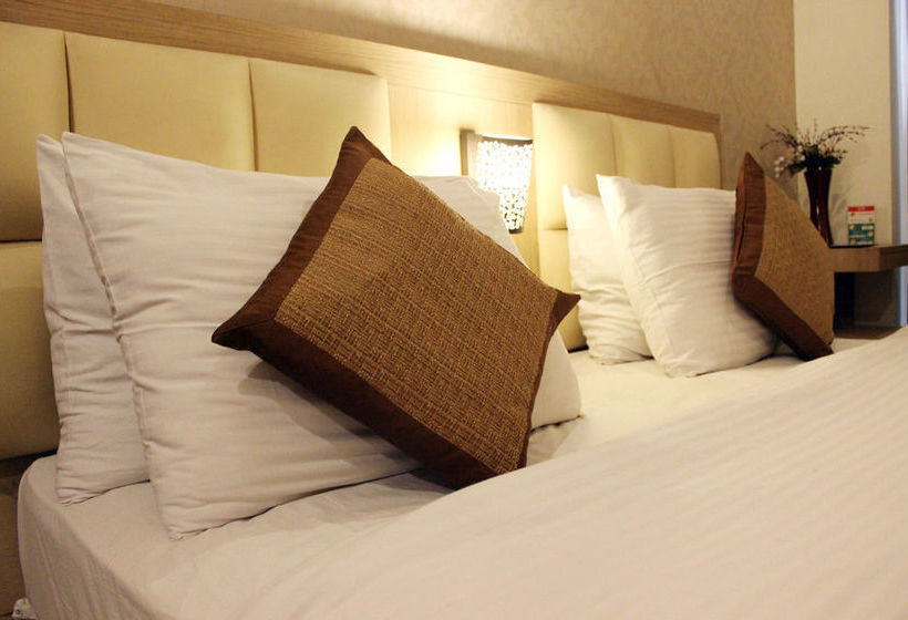 Отель Oyo Rooms Karol Bagh Metro Station 2