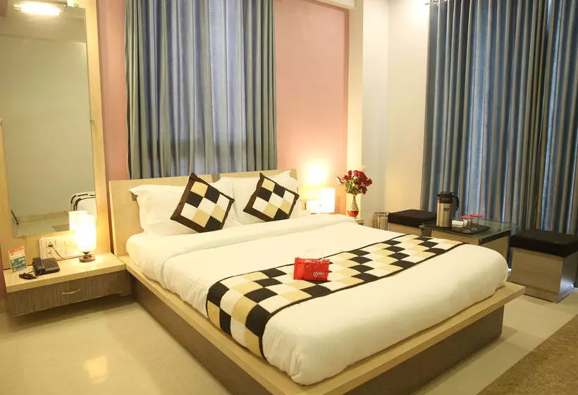 هتل Oyo Rooms Railway Station Abu Road