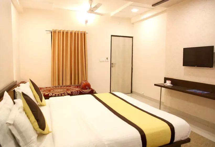 هتل Oyo Rooms Railway Station Abu Road