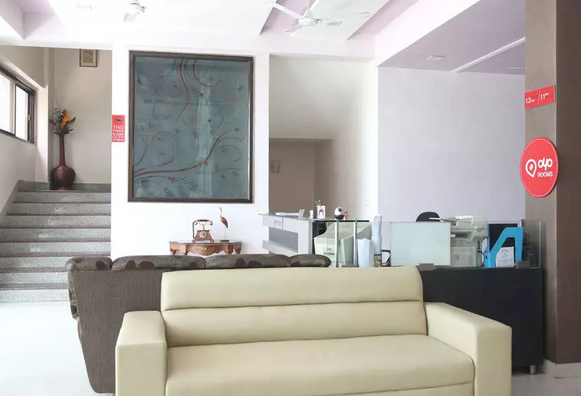 هتل Oyo Rooms Railway Station Abu Road
