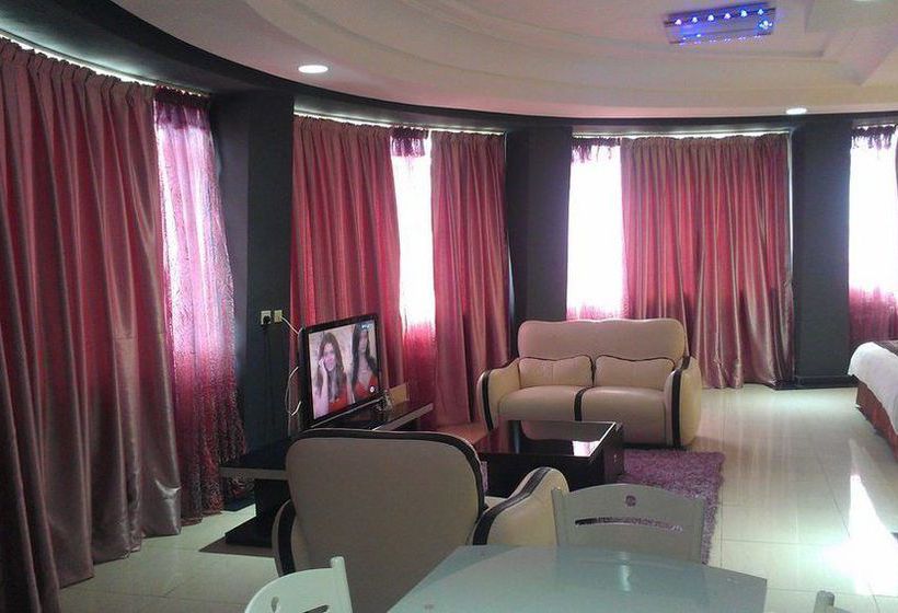 בית מלון כפרי Sun Beach