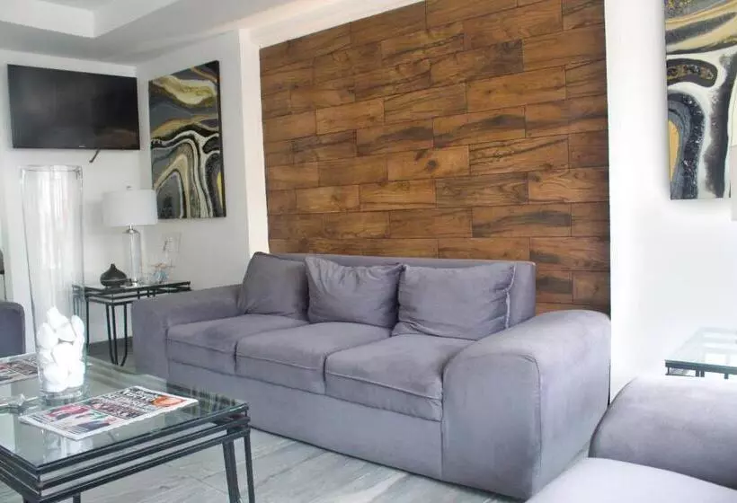 هتل Villa Margaritas