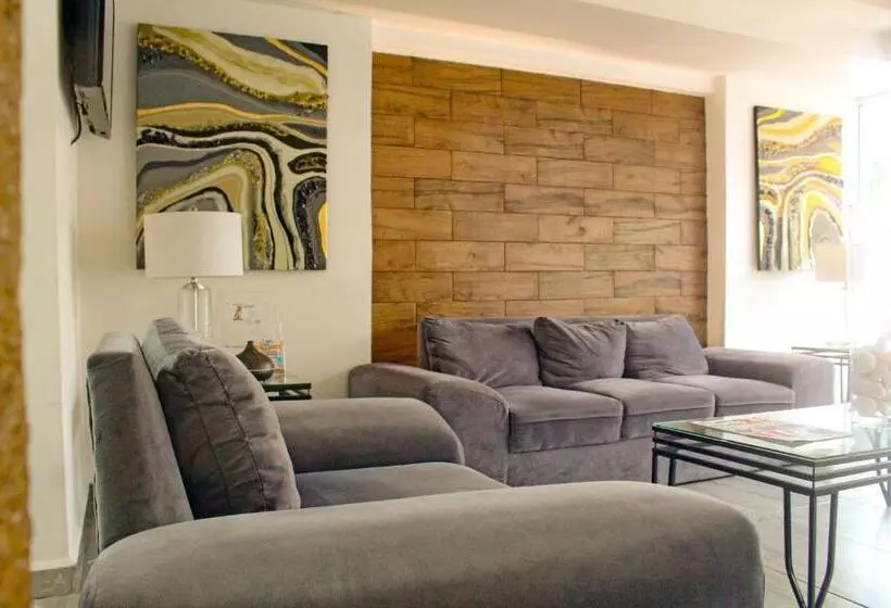 هتل Villa Margaritas