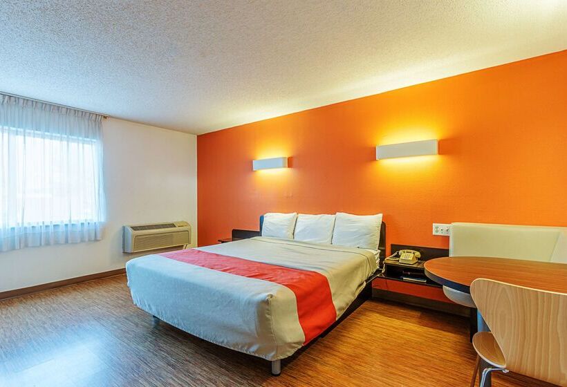 Motel 6 Wisconsin Rapids, Wi