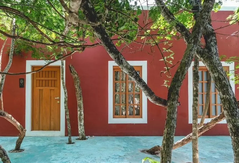 هتل Wakax Hacienda   Cenote & Boutique