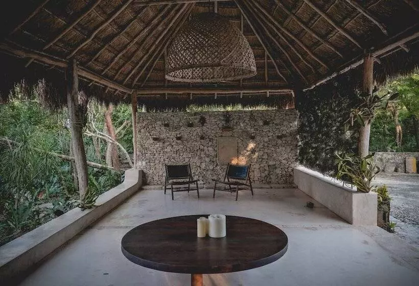 هتل Wakax Hacienda   Cenote & Boutique